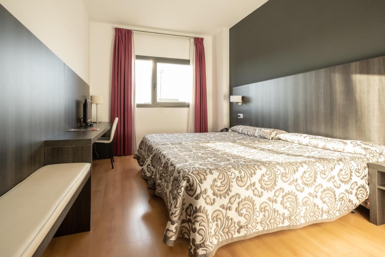 Hotel Abades Via Norte Miranda de Ebro Exterior foto